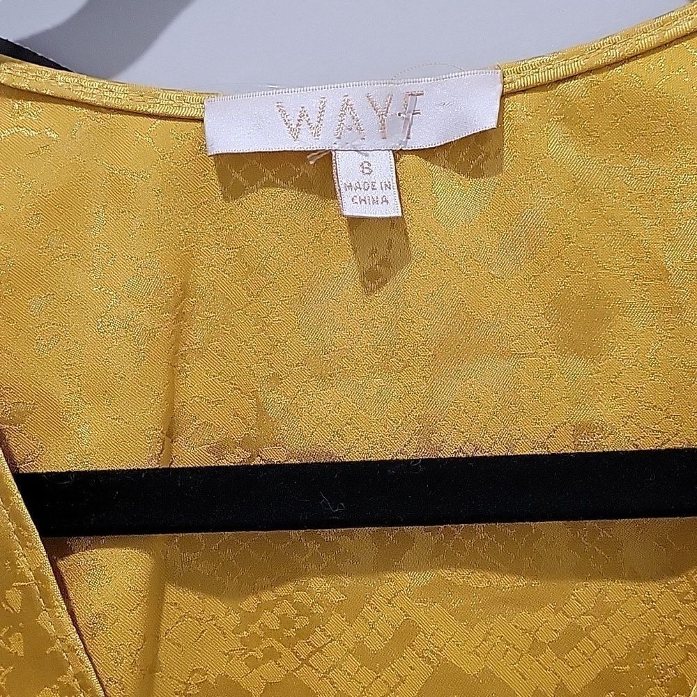Gorgeous gold blouse sz 8 - Picture 3 of 11